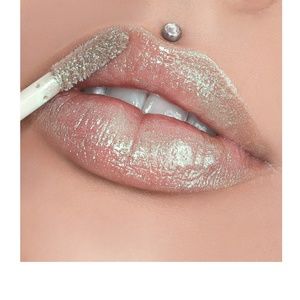 JEFFREE STAR COSMETICS The Gloss Shade: Blood Money